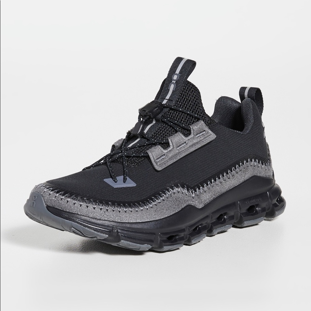 ON running Cloudaway Sneakers- Black/Rock size 10